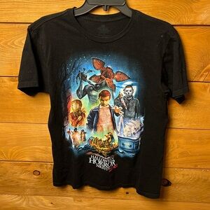 Halloween Horror Nights 2018 T-Shirt Md Stranger Things Universal Studios‎ scary